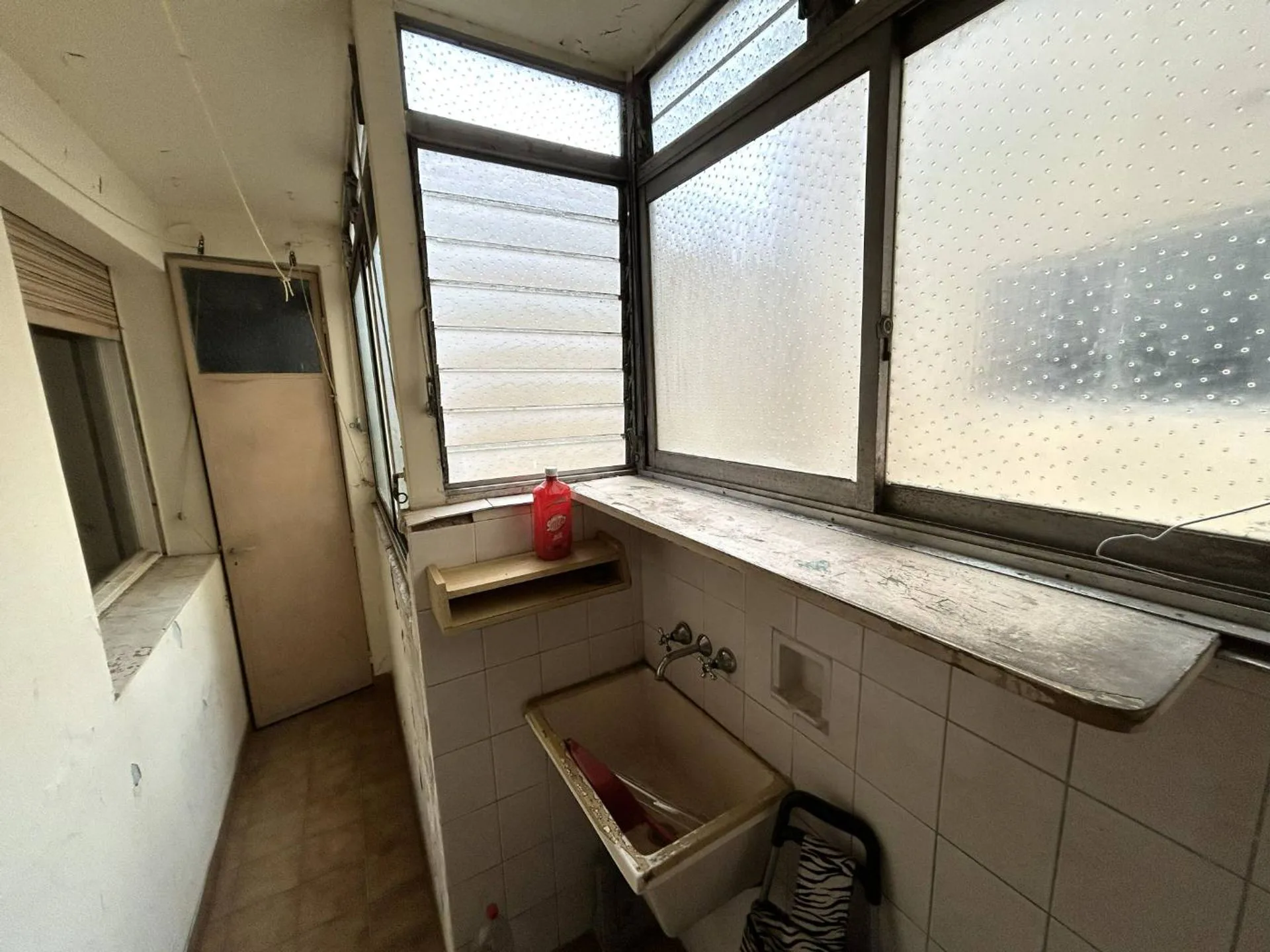 VENTA 3 AMB  70 m2    USD 79.900  BALVANERA foto 3