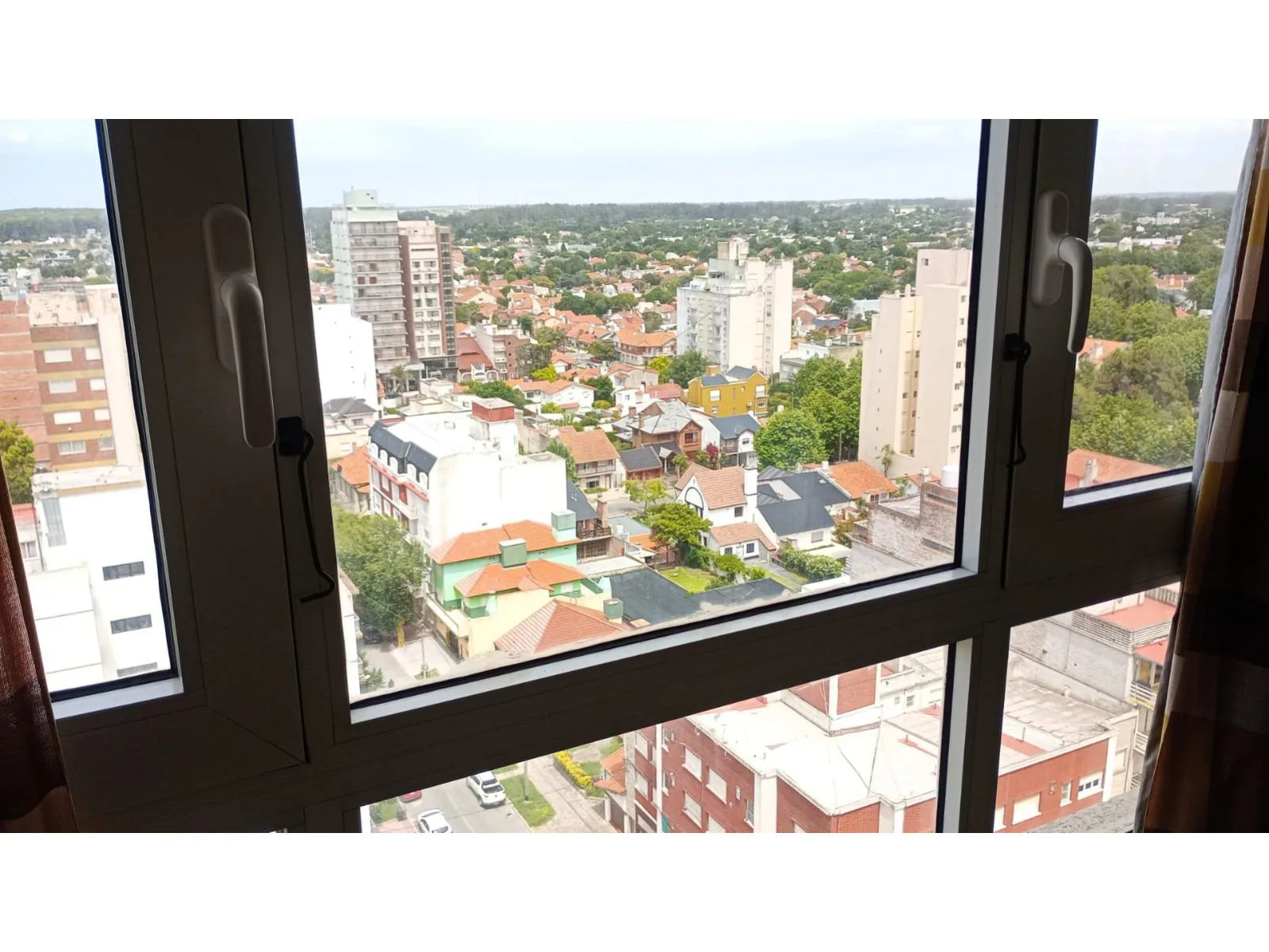 Renovated Studio with Side Ocean View in Miramar, Playa II Building – photo 12 of 17