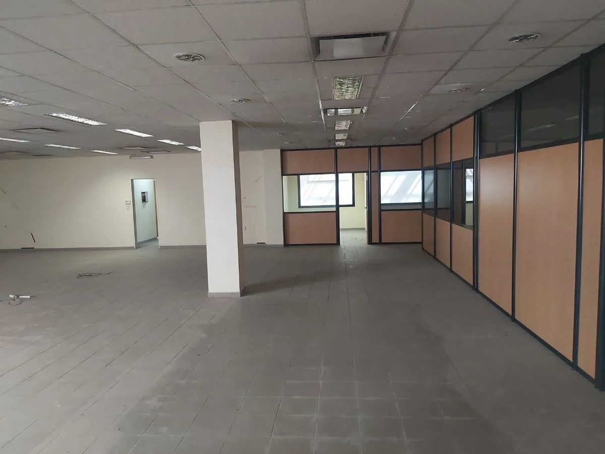 Venta Oficinas 4 Cochera Apto Crédito Financ Wilde foto 2