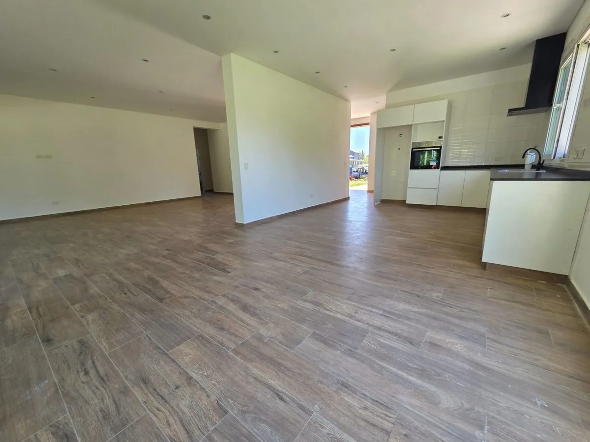 VENTA CASA A ESTRENAR CAMPOS CARDALES foto 4