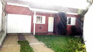 PH AL FRENTE DE 3 AMBIENTES CON GARAGE Y AMPLIO JARDIN foto 1