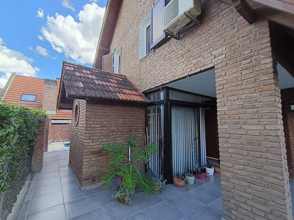 Casa Apta Credito 5amb Country San Miguel de Ghiso foto 3