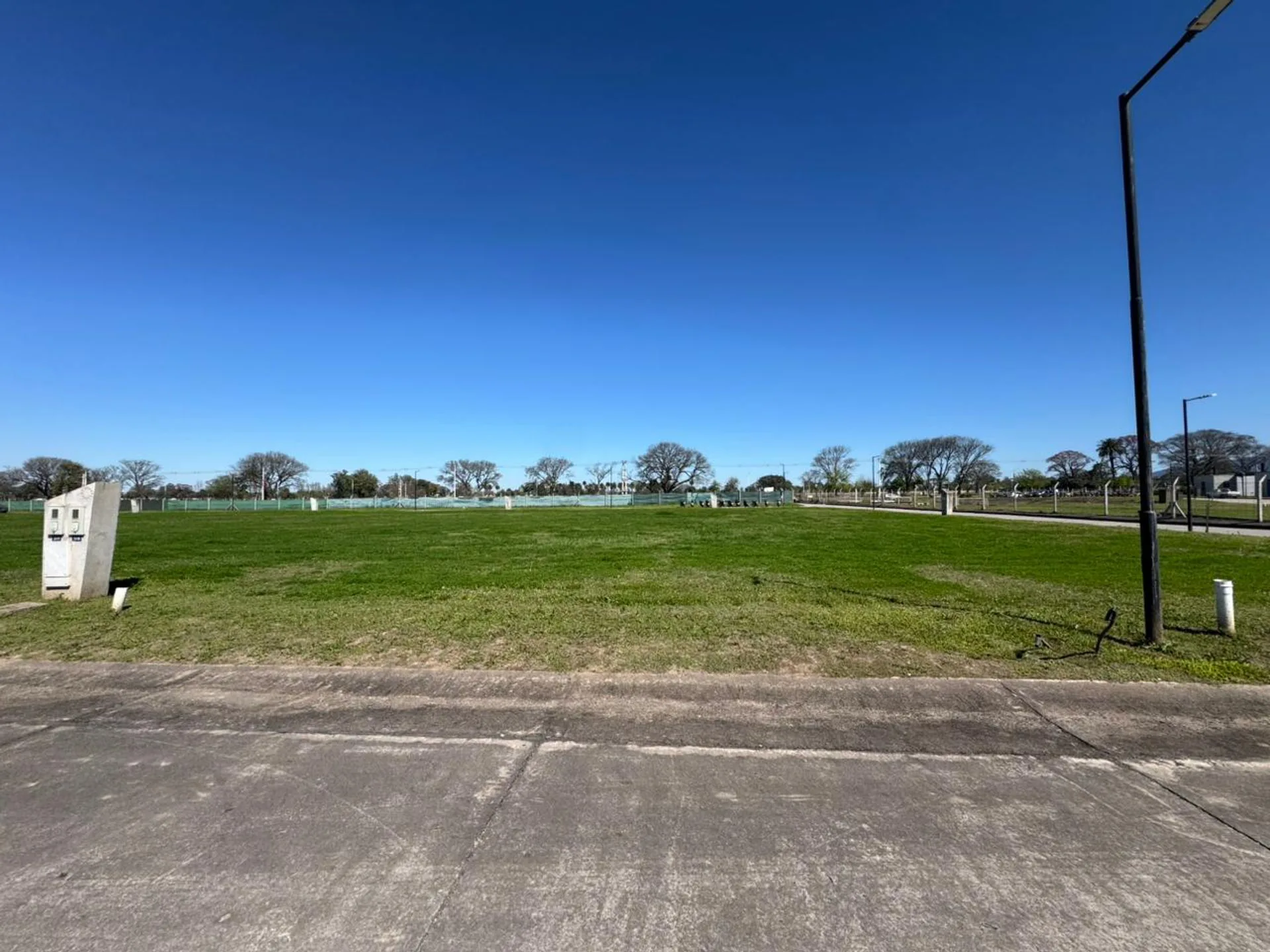 TERRENO CENTRAL EN VENTA VIENTO SUR