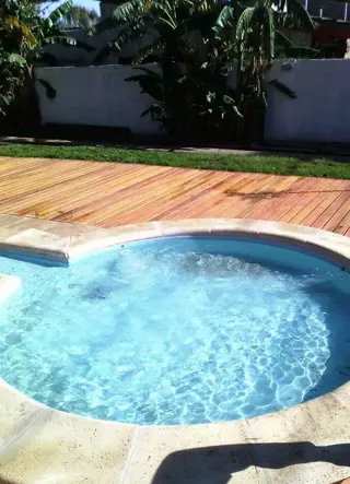 DUPLEX EN COMPLEJO CON PILETA- COCHERA. ASADOR. QUINCHO. MUY LINDOS foto 1