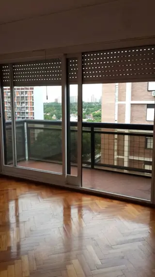 DEPARTAMENTO MARTINEZ 3 AMB. U$S 215.000- EXCELENTE!!! foto 2