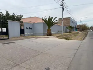 VENTA DE CASA BARRIO PRIVADO LAS MORAS GUAYMALLEN foto 2