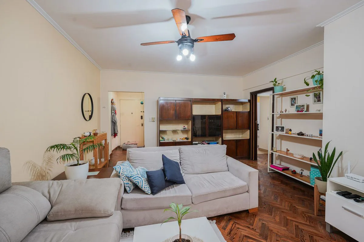 VENTA 4 AMB -C/PATIO - CABALLITO - PRIMERA JUNTA foto 4