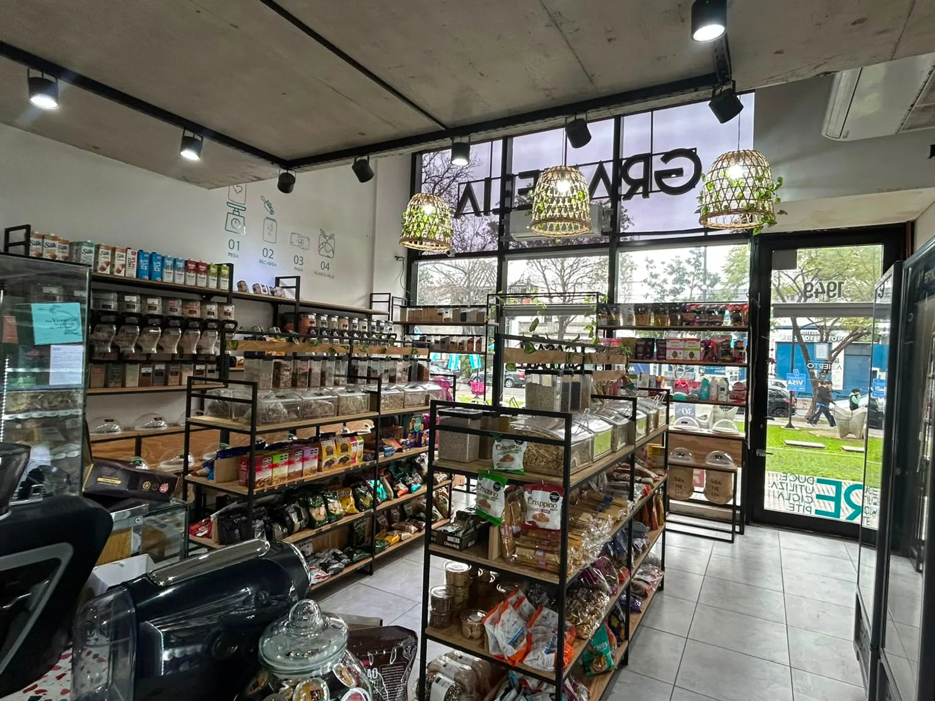 VENTA FONDO DE COMERCIO DIETETICA VILLA URQUIZA foto 2