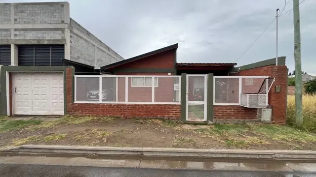 Casa en Plottier 3 dormitorios en una planta