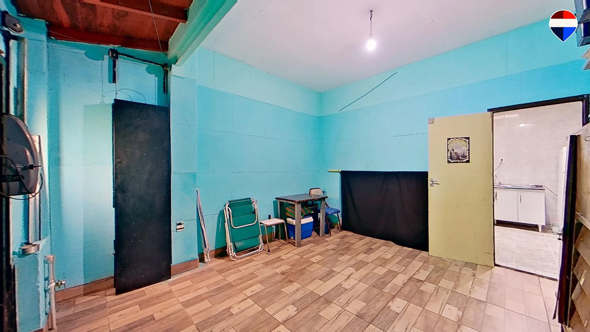 Casa con Patio y 2/3 Dorm. + Cochera | Oportunidad foto 2