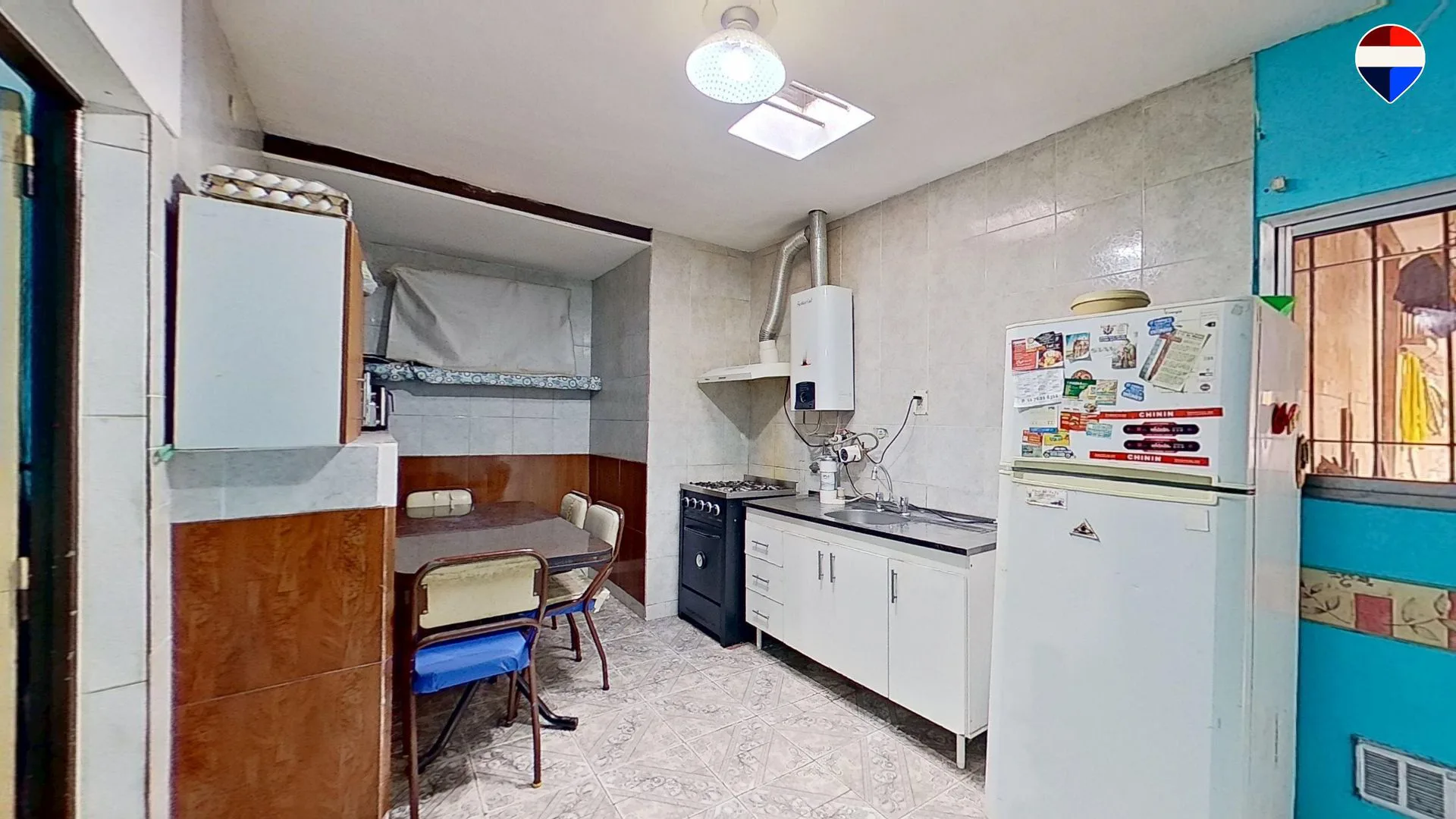 Casa con Patio y 2/3 Dorm. + Cochera | Oportunidad foto 4