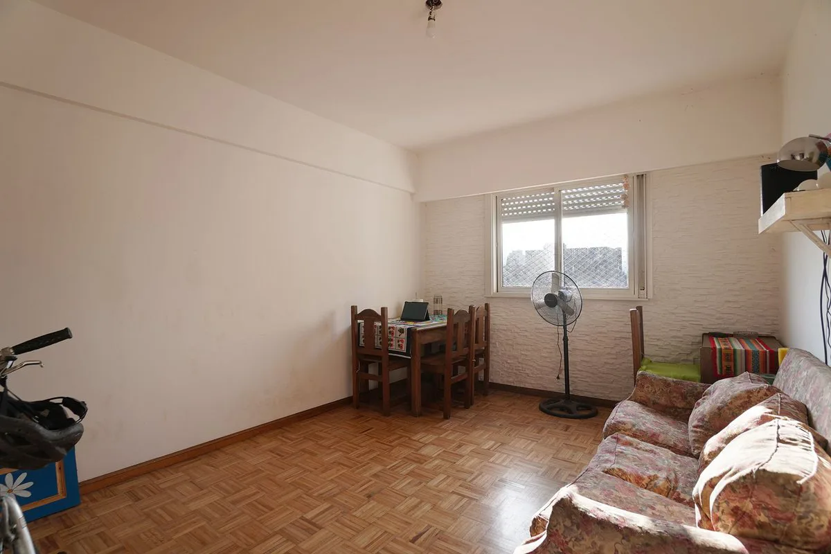 Venta - Departamento 3 ambientes - Flores foto 3