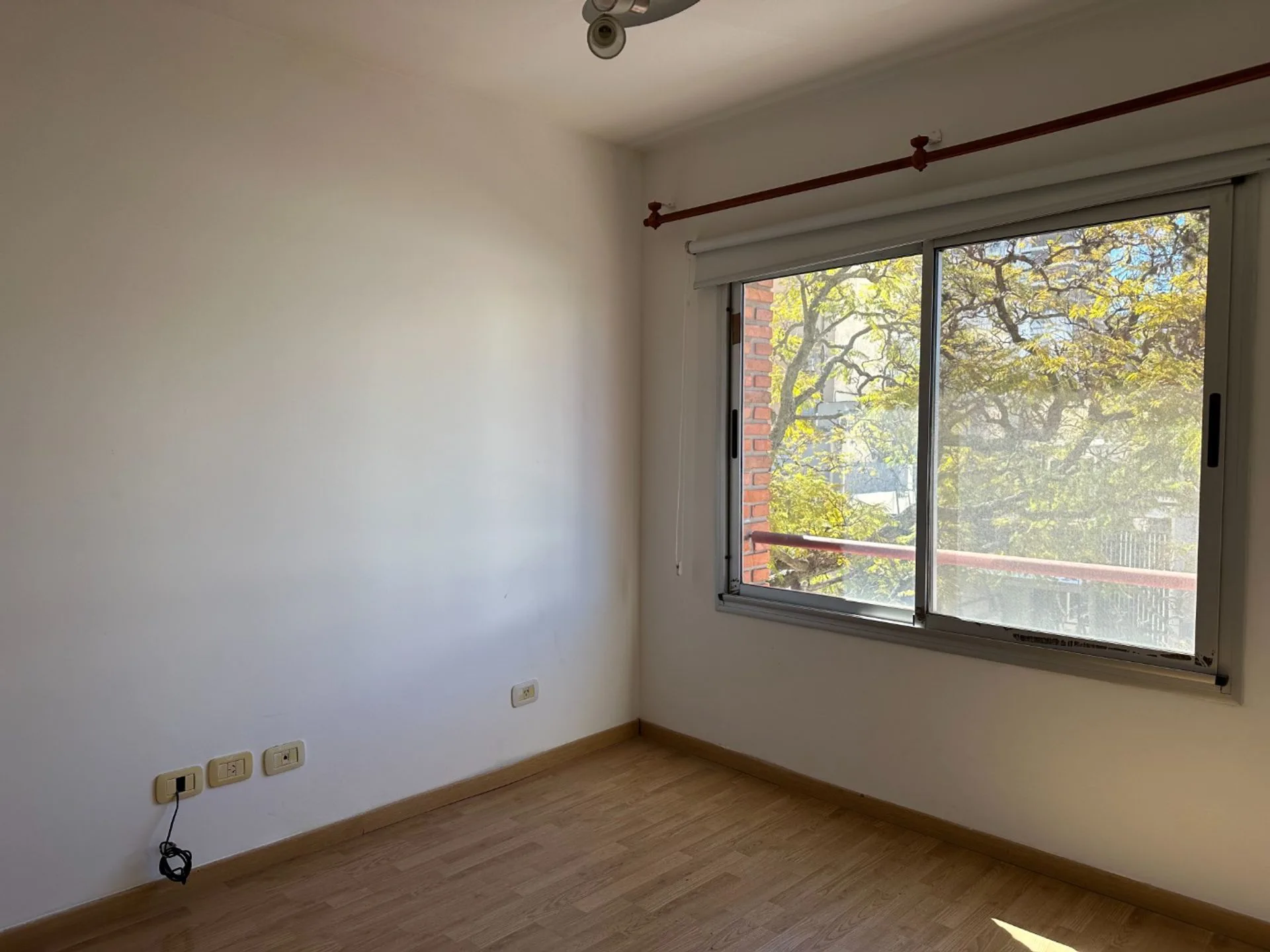 Venta 2 Amb con Terraza Propia y sol todo el día foto 5