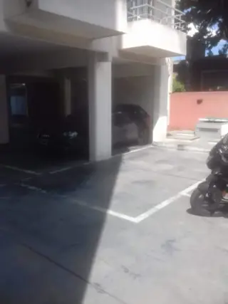 COCHERA EN EDIFICIO C/PORTON AUTOMATIZADO foto 4