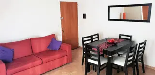 Hermoso PH dos ambientes en primer piso con balcón. Bajas expensas foto 5