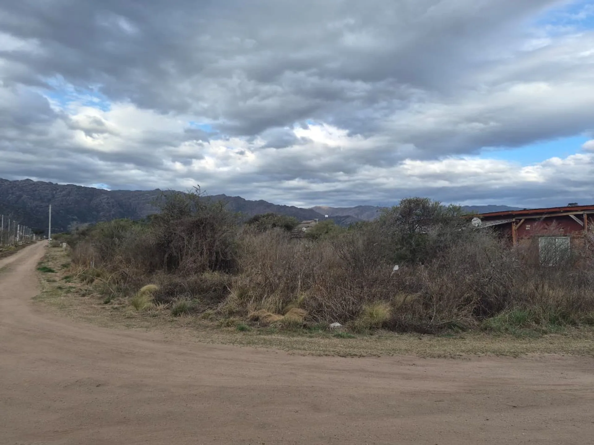 Terreno en Venta – Loteo El Dique, Cortaderas foto 2