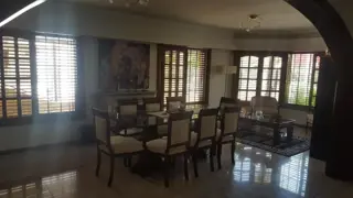 Impecable chalet en Adrogué. foto 4
