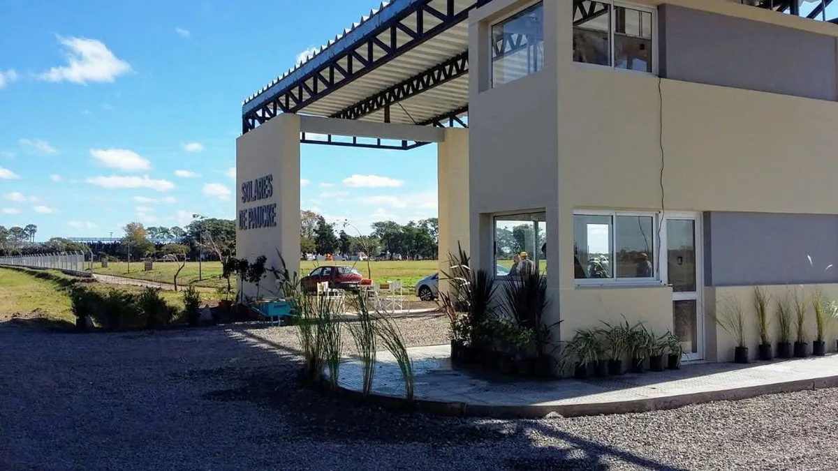 LOTE EN VENTA EN COUNTRY SOLARES DE PAUCKE foto 2