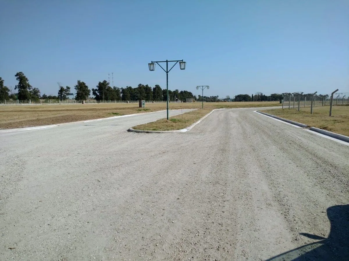 LOTE EN VENTA EN COUNTRY SOLARES DE PAUCKE foto 4