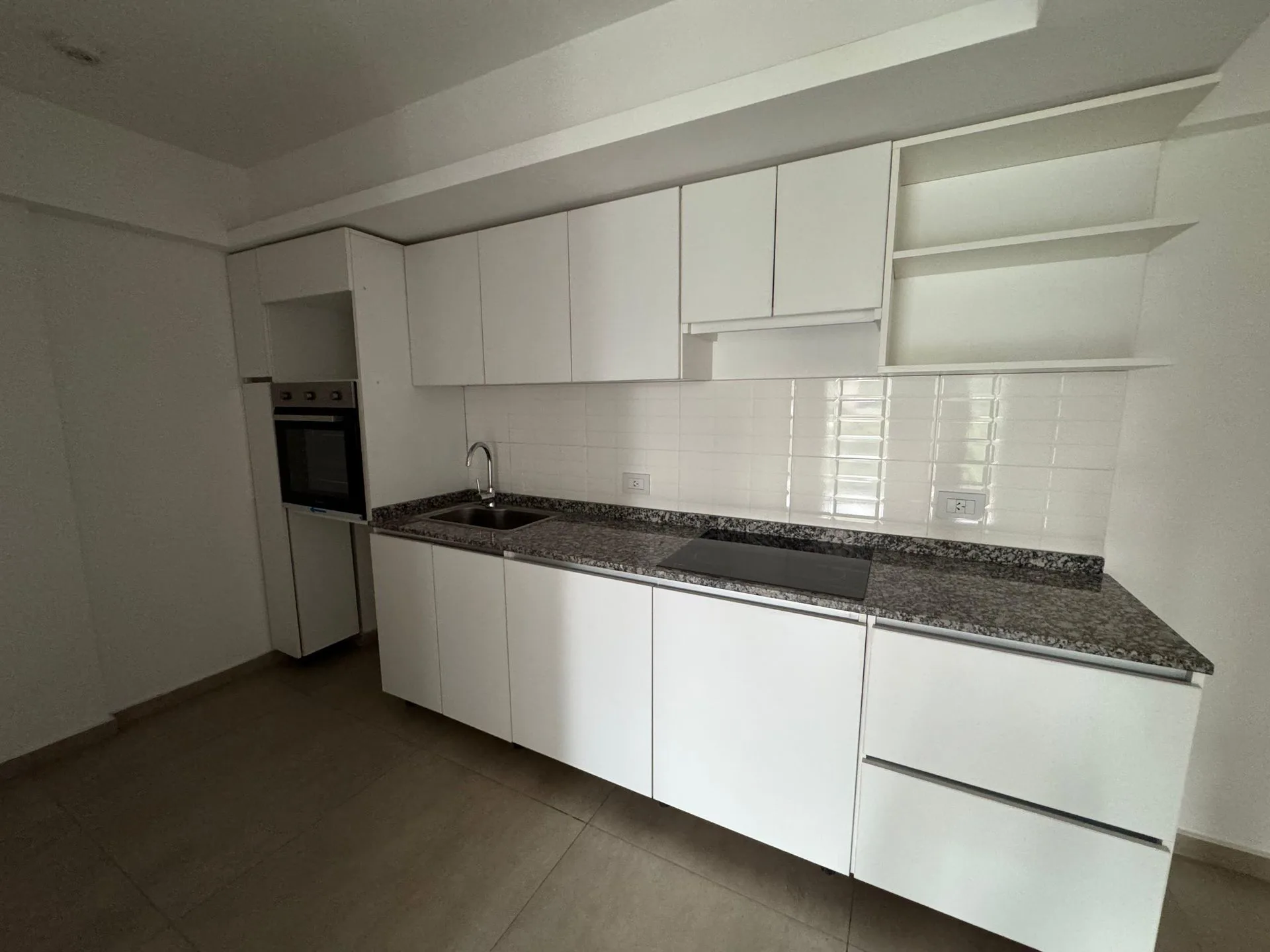 VENTA DEPTO 3 AMB C/ COCHERA MORÓN foto 5