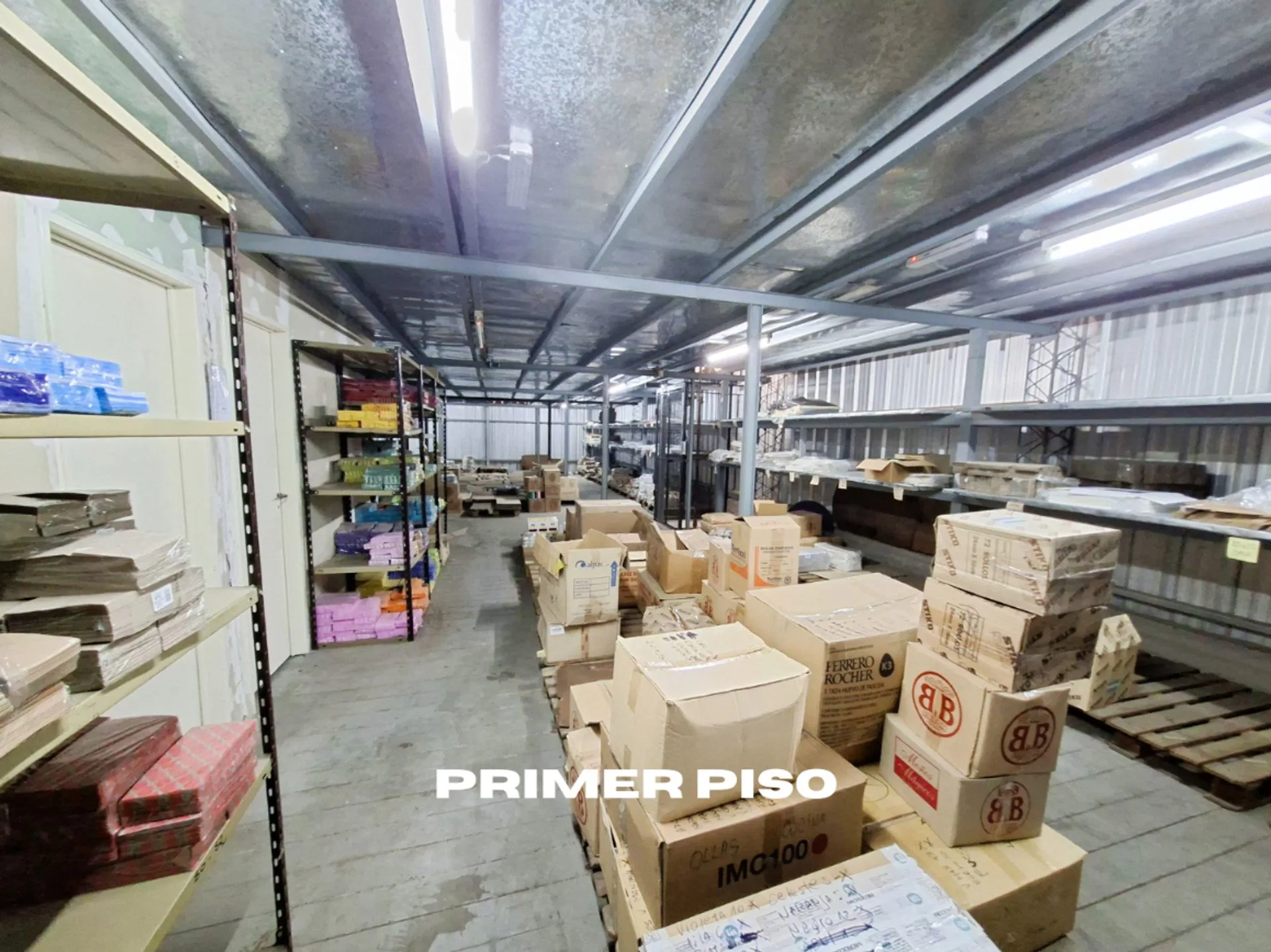 NAVE Y GALPÓN PREMIUM DE 497 M². CABA LARRAYA 2800 foto 4
