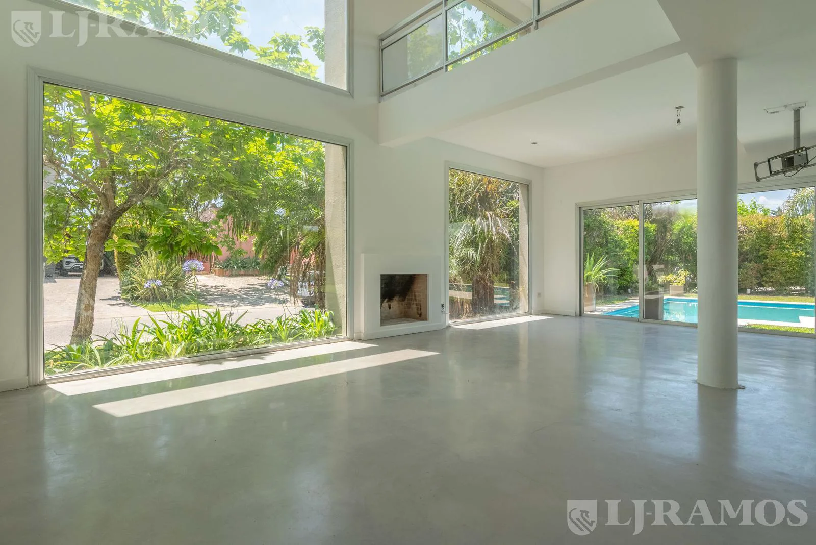 Casa con 3 dormitorios en alquiler en LOS SAUCES