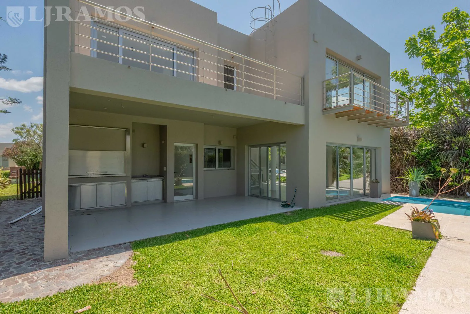 Casa con 3 dormitorios en alquiler en LOS SAUCES foto 5