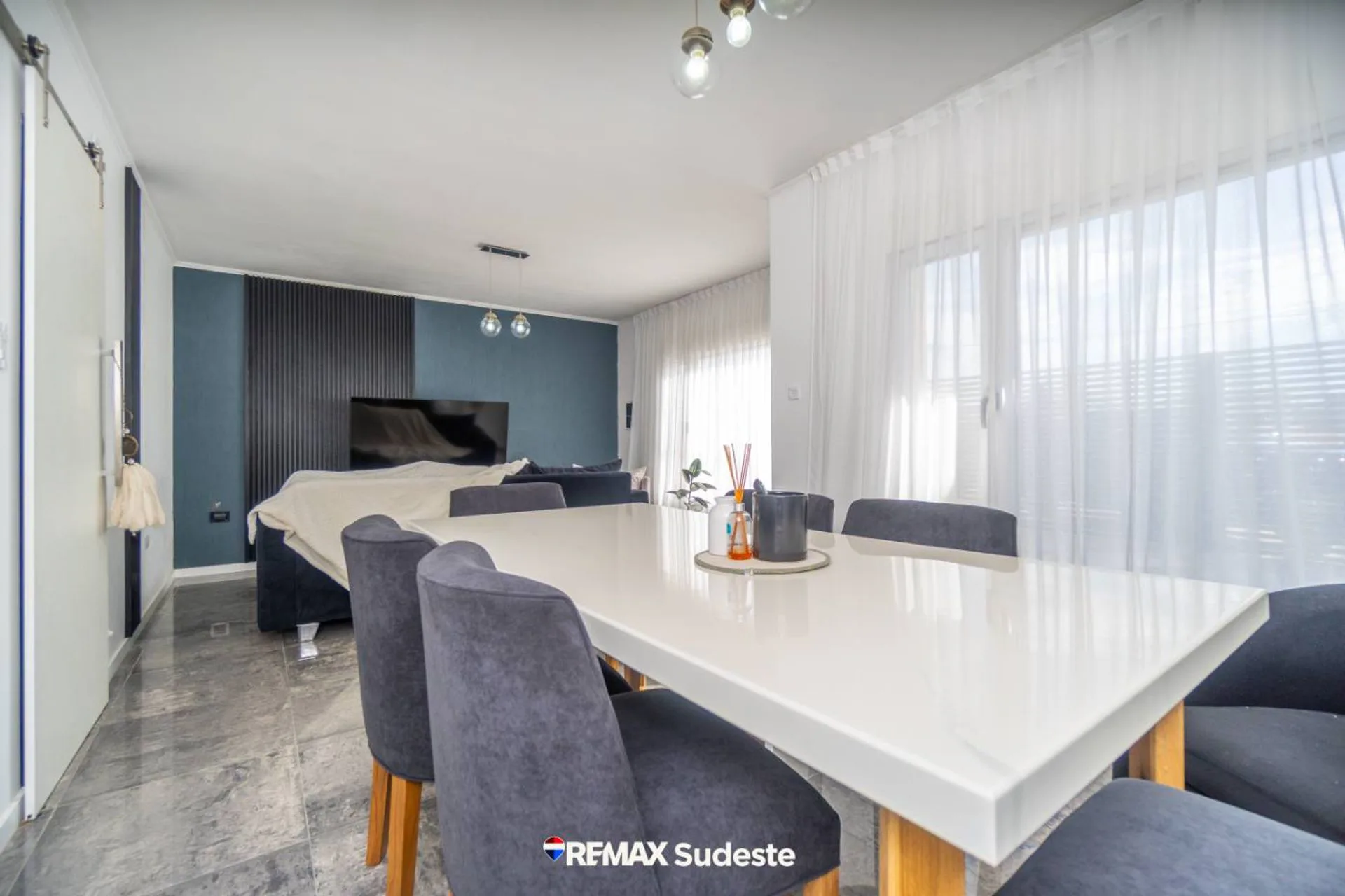 VENTA CASA EN DANIEL CERRI – PRIMERA JUNTA 565