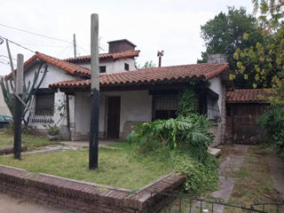 Casa Con Lote EN VENTA, Santa Rosa 1700, Ituzaingó. Ideal Emprendimiento Comercial foto 1