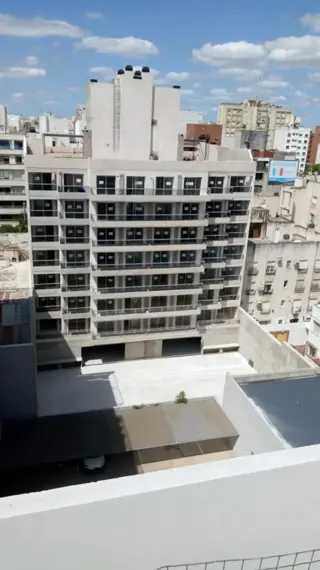 Departamentos de 1 y 2 Dorm. Categoria y Calidad sobre Ovidio Lagos,B° Gral Paz, construyo Henisa S.A , a estrenar foto 3