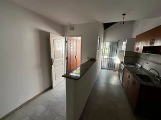 VENTA PH 1 DORMITORIO CON PATIO Y COCHERA foto 4
