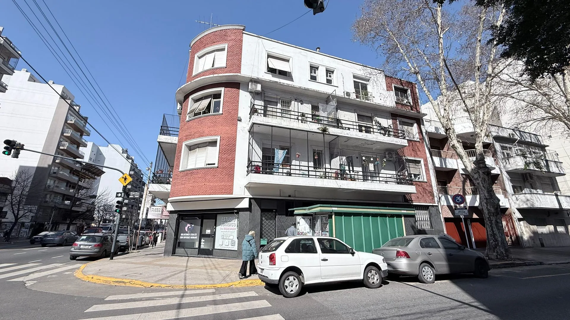 Vende 2 Amb 1er piso 33 m2 tot