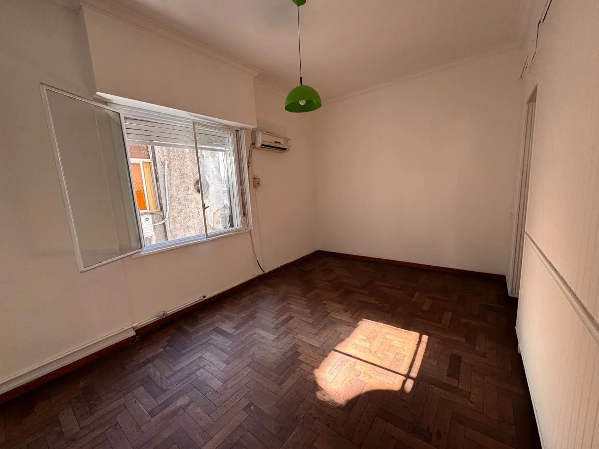 ALMAGRO VENTA 2 AMBIENTES A PASOS DE RIVADAVIA!! foto 2
