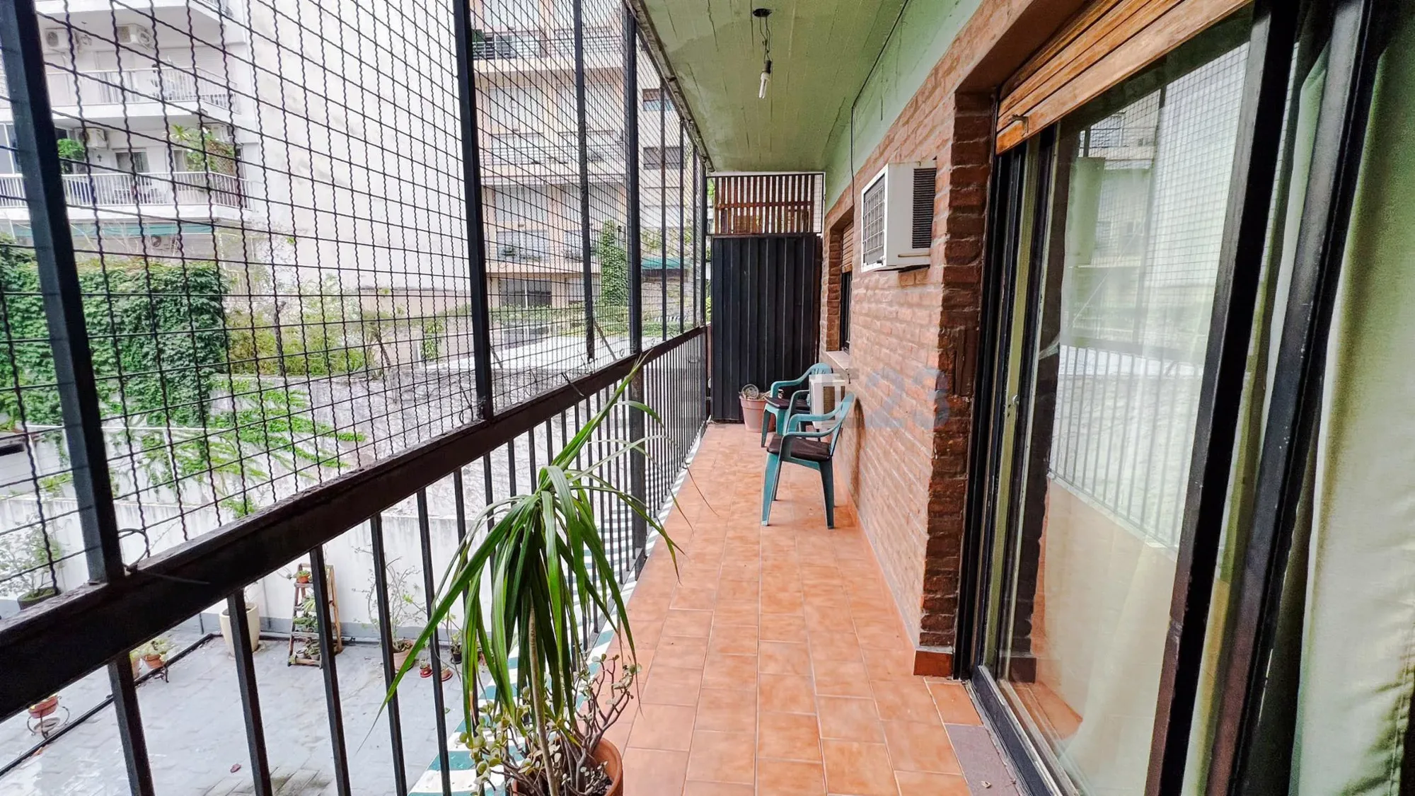 3-bedroom apartment in Palermo – photo 2 of 16