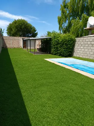 Quincho y Pileta en barrio Privado Quinta Esencia foto 4