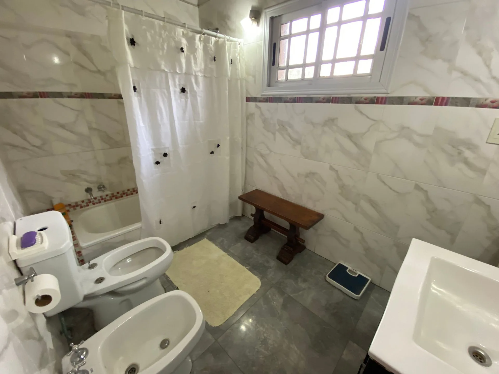 VENTA CASA 5 AMBIENTES LUJAN foto 5