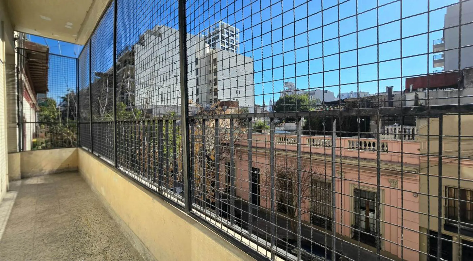 Departamento En Venta 3 Amb Almagro Refaccionado! foto 3