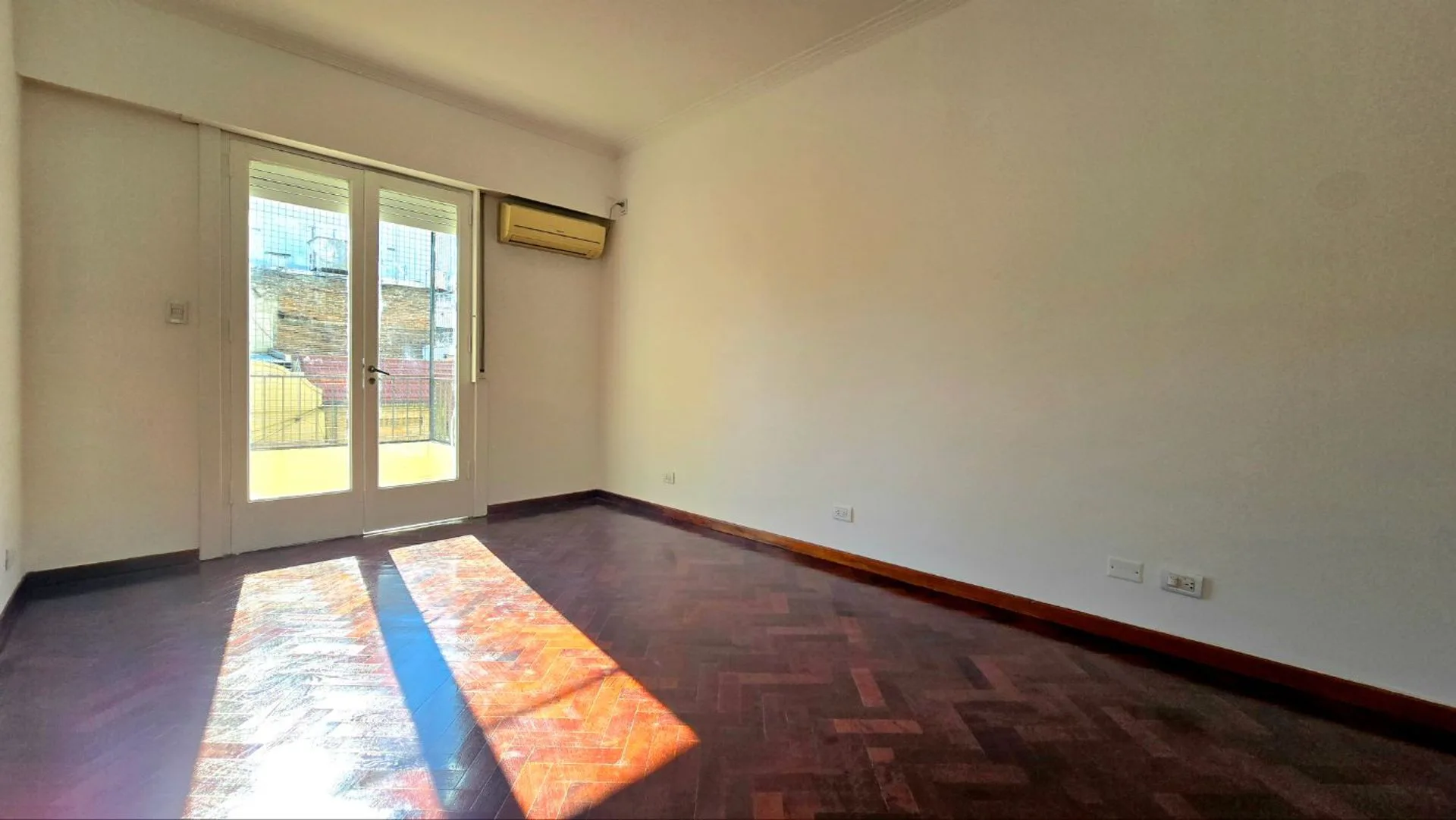 Departamento En Venta 3 Amb Almagro Refaccionado! foto 4