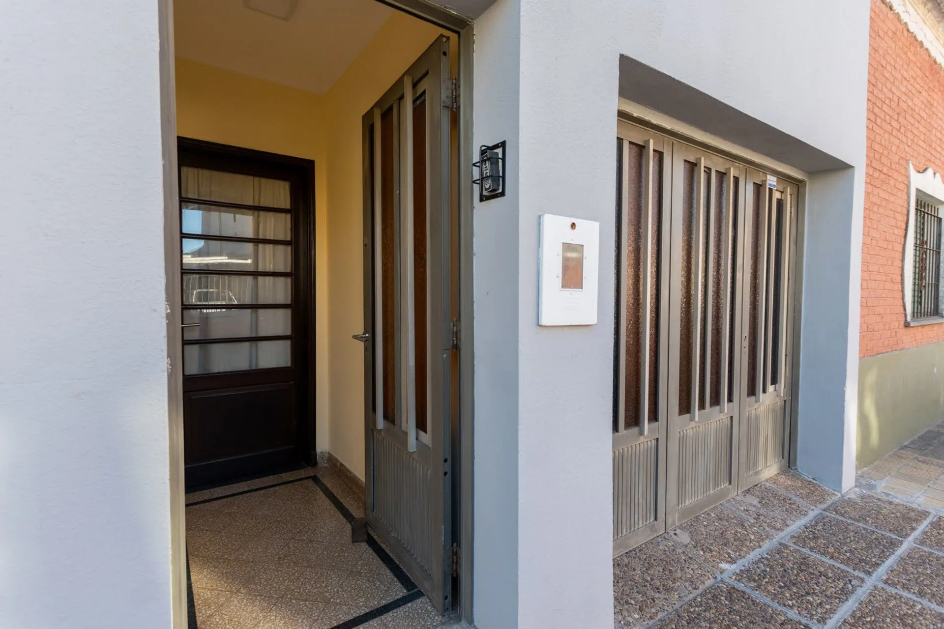Hermosa casa con patio, la casa para tu familia! foto 3