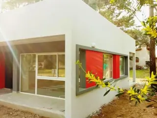 Casa a estrenar, muy cómoda y luminosa. Casa en Venta. foto 4