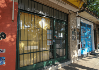 Venta en bloque 2 locales, casa y departamento foto 2