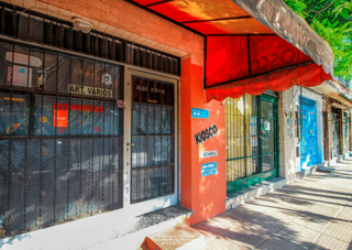 Venta en bloque 2 locales, casa y departamento foto 4