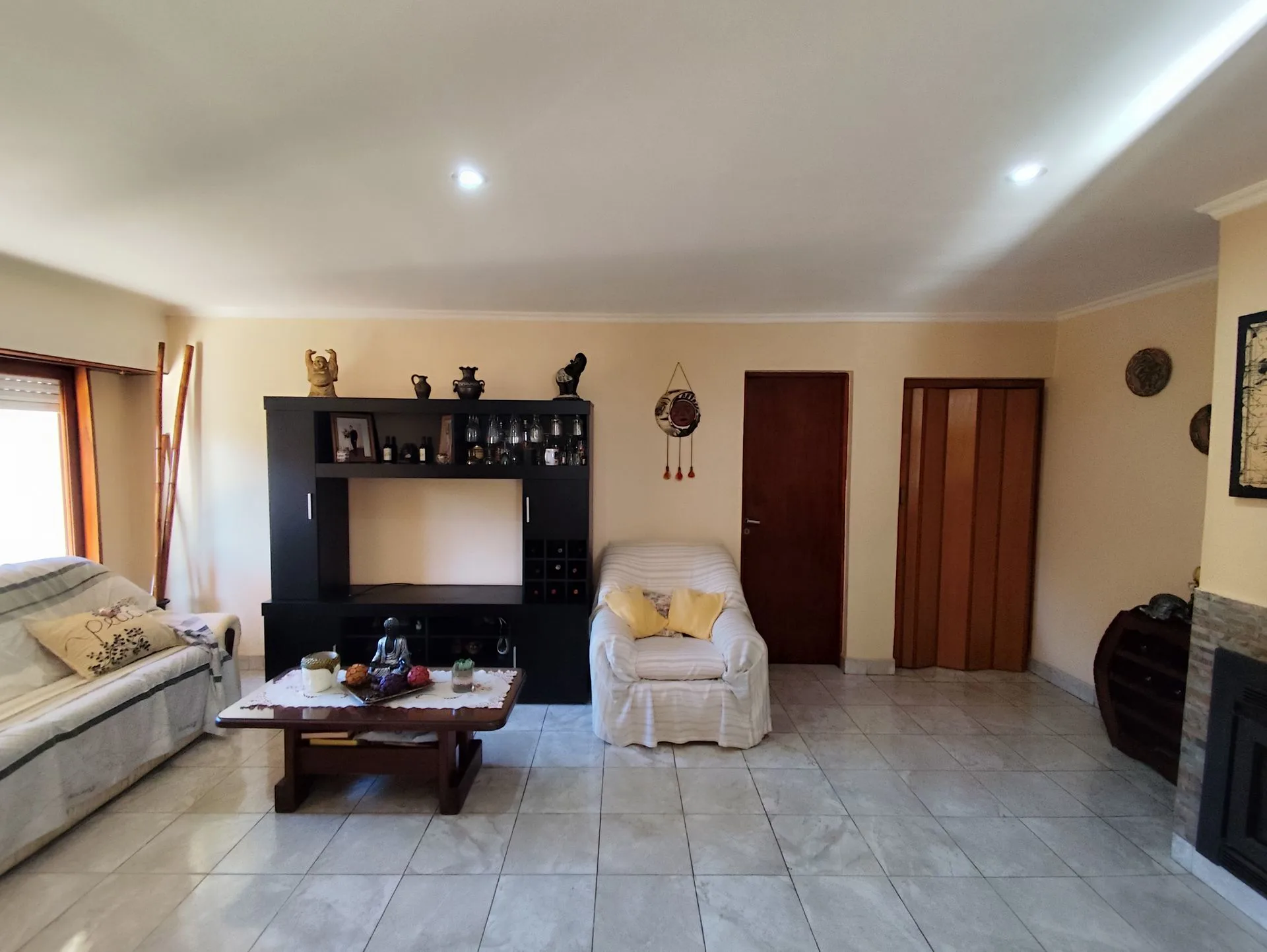 Moderna Casa 4 Amb con Quincho y Gran Parque foto 2