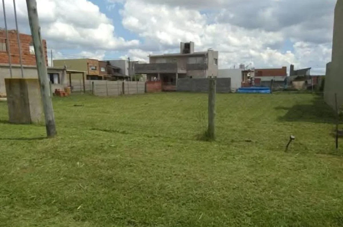 VENTA LOTE BARRIO CASTAGNINO - 300 MTS