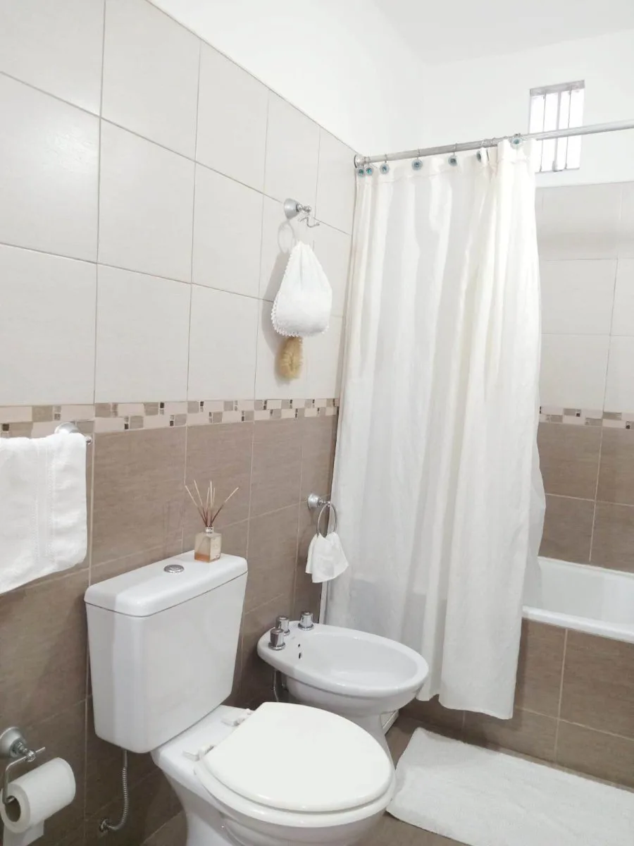 VENTA DE PH EN VILLA LUGANO foto 5