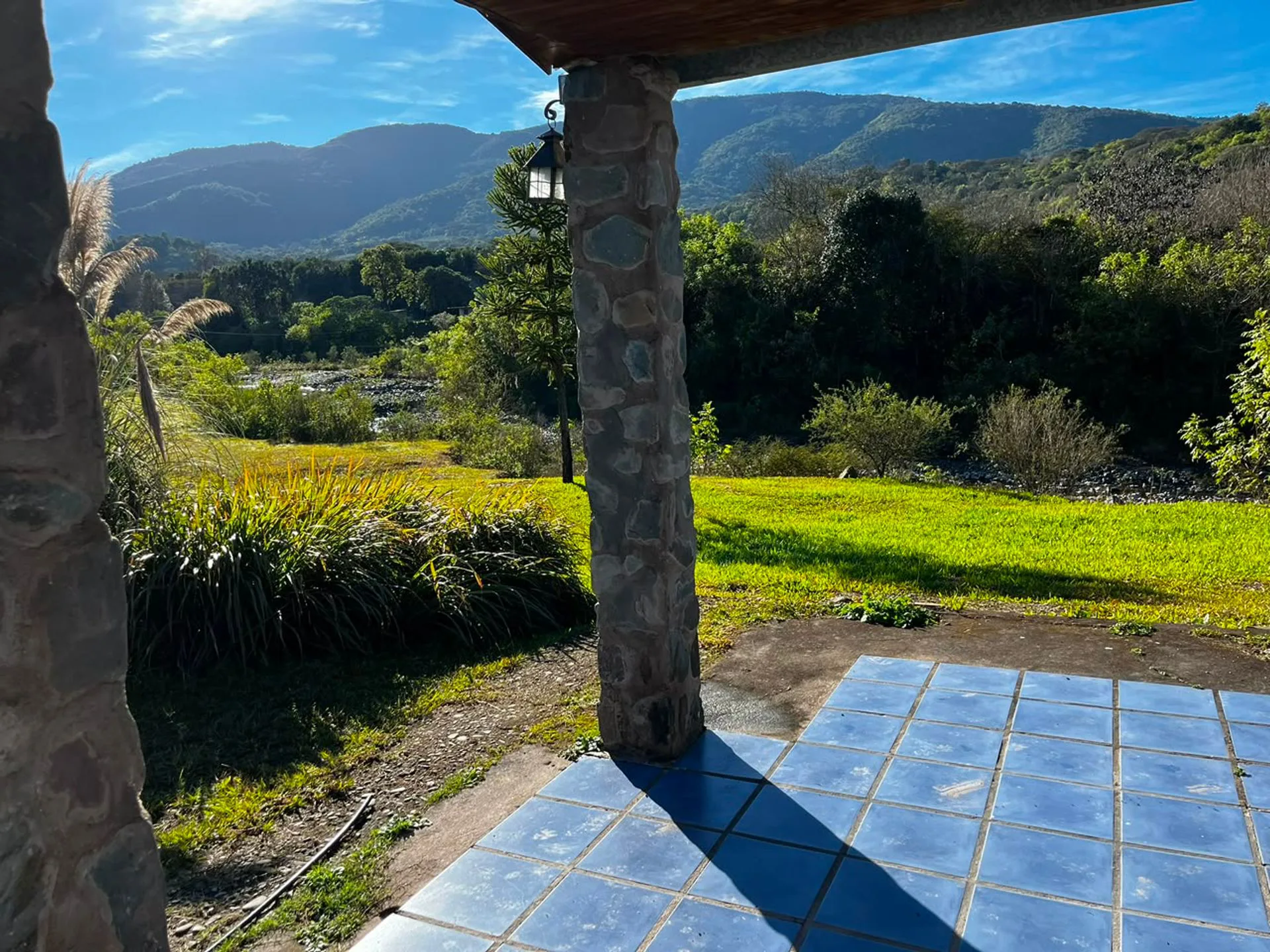 VENTA CABAÑA AMOBLADA EN LA SALA foto 4