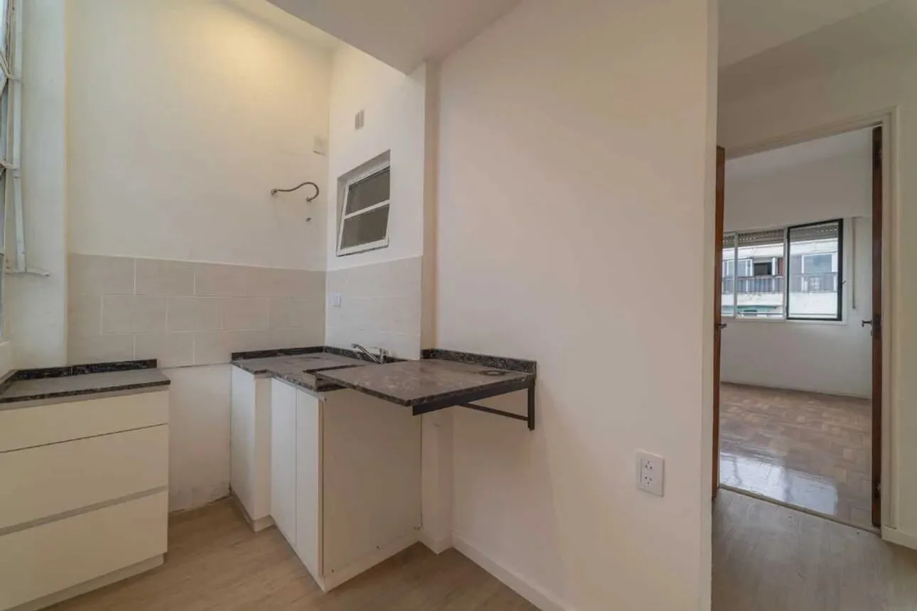 Se vende un hermoso departamento de 2 ambientes con balcón - San Telmo foto 4