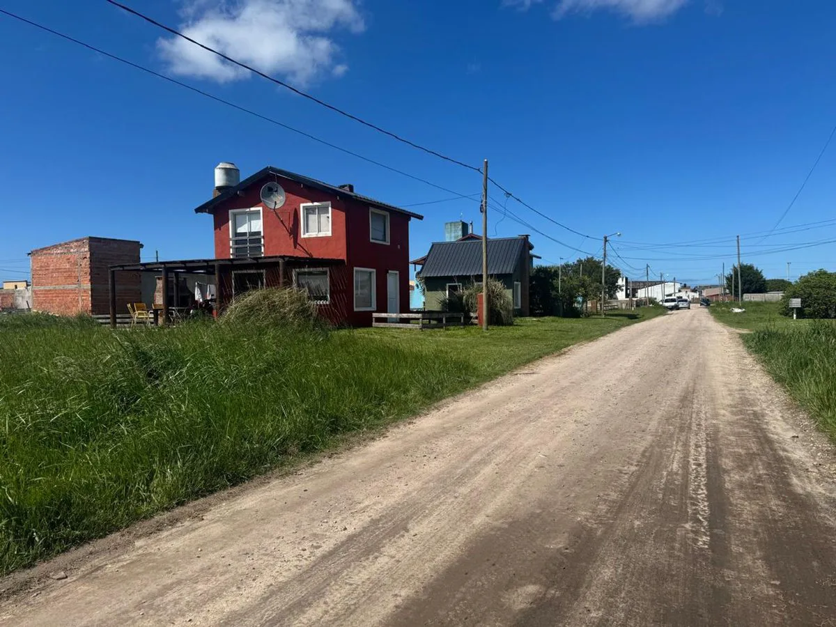 LOTE EN VENTA EN BARRIO CAMET NORTE DE 422 M foto 4