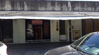 Lote 8,66 X 43 con 2 Locales y Vivienda foto 1
