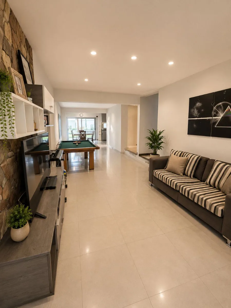 VENTA CASA 5 AMB C/ PARQUE Y PISCINA - HURLINGHAM foto 2